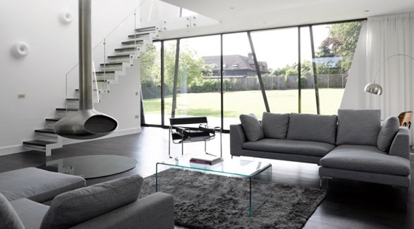 perpaduan warna abu abu gelap dan putih