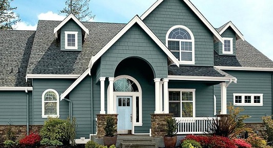 warna cat depan rumah Putih dan Hijau Tua